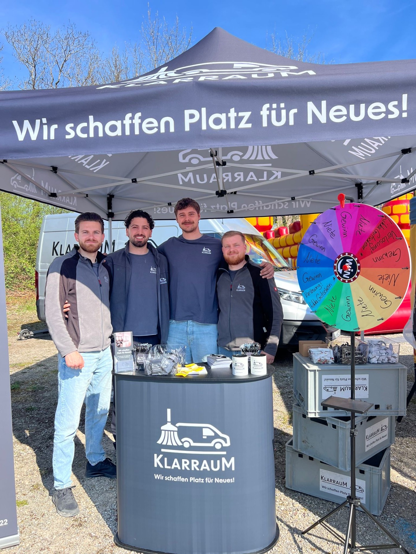 Das Klarraum Team